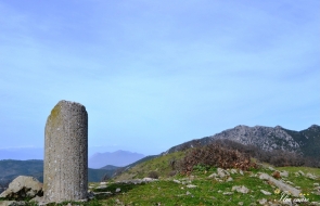 Ορόσημο κορυφής Γυμνό